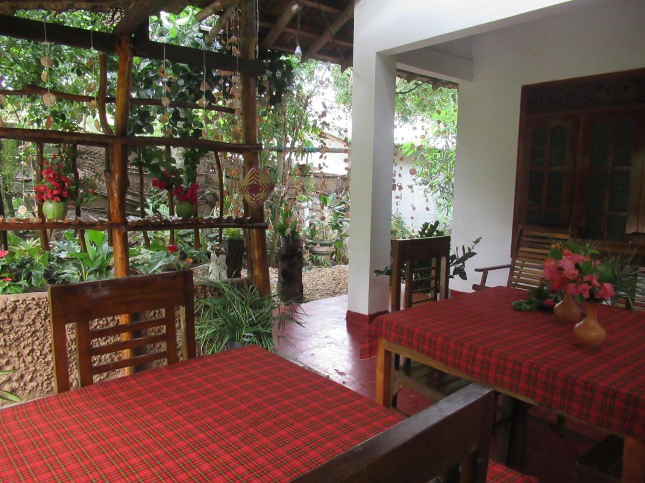 Timasha Home Stay 탕갈레 외부 사진